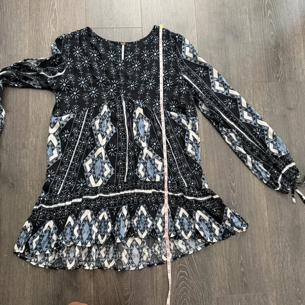Free People XS Black Blue Whimsigoth Celestial V-Neck‎ Babydoll Tunic Top Boho